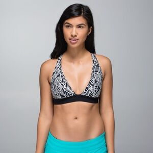 NWT Lululemon Shanti Surf Cross Back Bikini Top